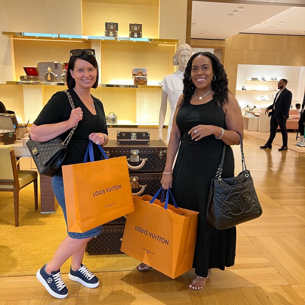 Meet your sellers! ❤️❤️😍😍💅🏽💅🏽💋💋👑👑